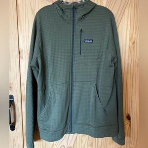 Patagonia R1 full zip hoody M’s LG